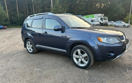 Mitsubishi Outlander III рестайлинг 3, 2008 год, 1 100 000 рублей, 6 фотография