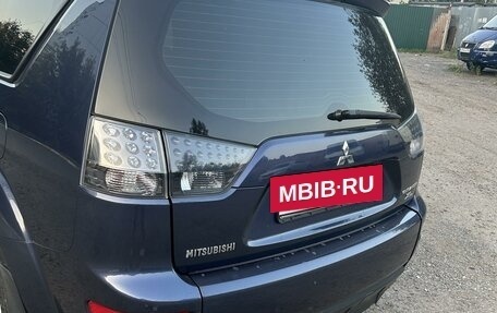 Mitsubishi Outlander III рестайлинг 3, 2008 год, 1 100 000 рублей, 7 фотография