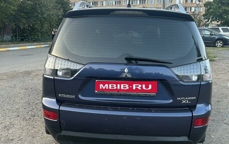 Mitsubishi Outlander III рестайлинг 3, 2008 год, 1 100 000 рублей, 8 фотография