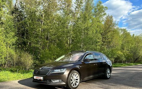 Skoda Superb III рестайлинг, 2016 год, 2 700 000 рублей, 5 фотография