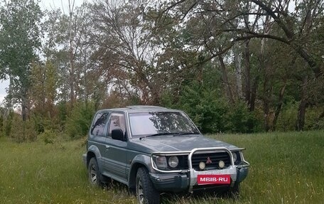 Mitsubishi Pajero III рестайлинг, 1992 год, 550 000 рублей, 2 фотография