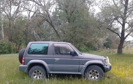 Mitsubishi Pajero III рестайлинг, 1992 год, 550 000 рублей, 3 фотография