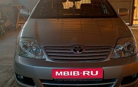 Toyota Corolla, 2005 год, 740 000 рублей, 3 фотография