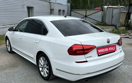 Volkswagen Passat B8 рестайлинг, 2015 год, 1 890 000 рублей, 6 фотография