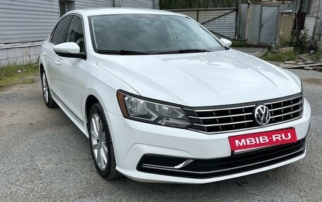 Volkswagen Passat B8 рестайлинг, 2015 год, 1 890 000 рублей, 3 фотография