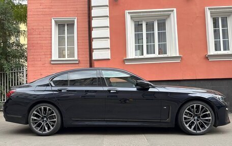 BMW 7 серия, 2021 год, 11 000 000 рублей, 4 фотография