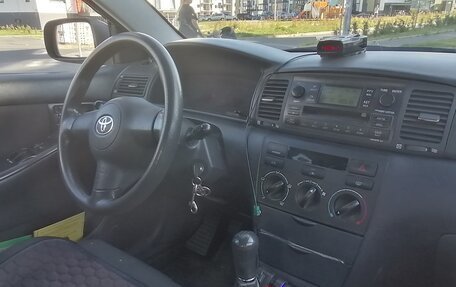 Toyota Corolla, 2004 год, 340 000 рублей, 8 фотография