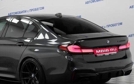 BMW 5 серия, 2018 год, 4 499 000 рублей, 23 фотография