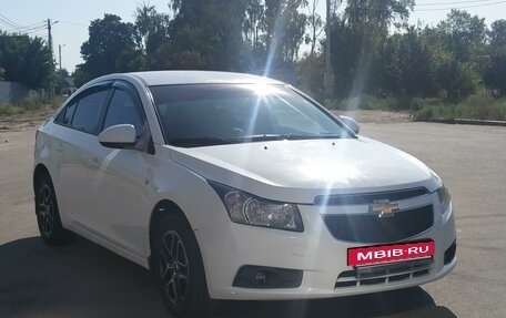 Chevrolet Cruze II, 2012 год, 670 000 рублей, 3 фотография