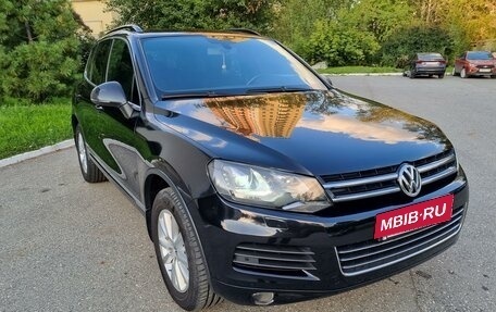 Volkswagen Touareg III, 2012 год, 3 300 000 рублей, 3 фотография