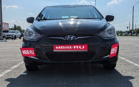 Hyundai Solaris II рестайлинг, 2012 год, 850 000 рублей, 2 фотография