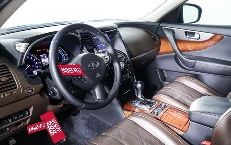 Infiniti QX70, 2013 год, 2 350 000 рублей, 3 фотография