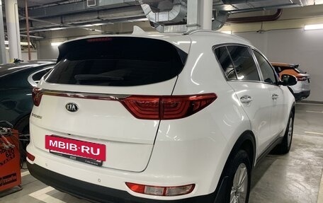 KIA Sportage IV рестайлинг, 2018 год, 2 229 000 рублей, 4 фотография