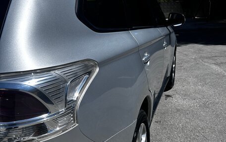 Mitsubishi Outlander III рестайлинг 3, 2013 год, 1 500 000 рублей, 5 фотография