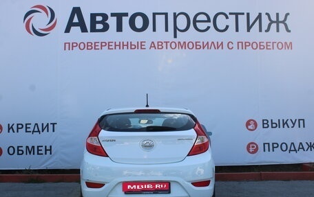 Hyundai Solaris II рестайлинг, 2013 год, 983 000 рублей, 6 фотография