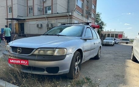 Opel Vectra B рестайлинг, 1997 год, 145 000 рублей, 3 фотография