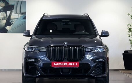 BMW X7, 2022 год, 12 390 000 рублей, 2 фотография