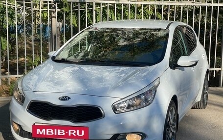 KIA cee'd III, 2014 год, 1 380 000 рублей, 3 фотография