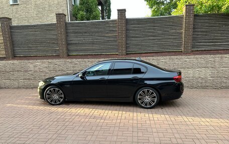 BMW 5 серия, 2016 год, 4 000 000 рублей, 3 фотография