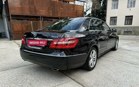 Mercedes-Benz E-Класс, 2011 год, 1 900 000 рублей, 5 фотография