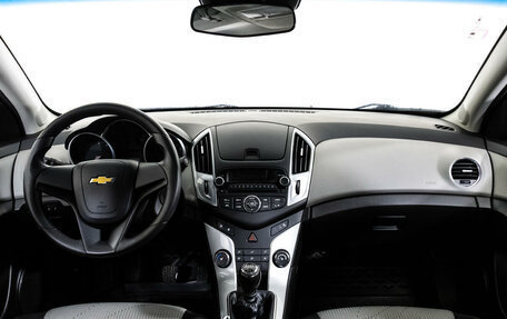 Chevrolet Cruze II, 2013 год, 847 000 рублей, 10 фотография