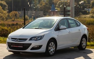 Opel Astra J, 2013 год, 945 000 рублей, 1 фотография