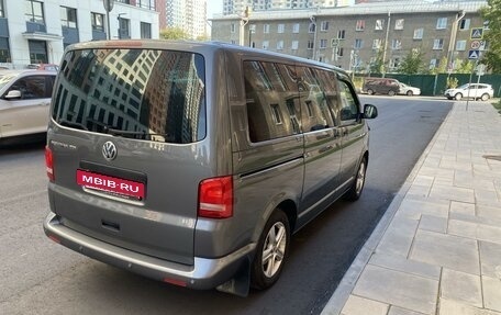 Volkswagen Multivan T5, 2010 год, 2 280 000 рублей, 6 фотография