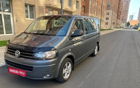 Volkswagen Multivan T5, 2010 год, 2 280 000 рублей, 3 фотография