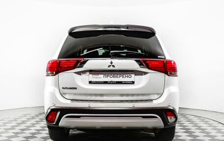 Mitsubishi Outlander III рестайлинг 3, 2021 год, 2 949 667 рублей, 6 фотография