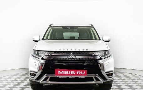 Mitsubishi Outlander III рестайлинг 3, 2021 год, 2 949 667 рублей, 2 фотография