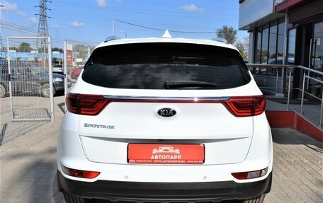 KIA Sportage IV рестайлинг, 2018 год, 2 399 000 рублей, 4 фотография