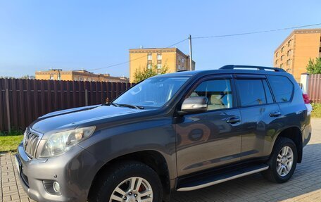 Toyota Land Cruiser Prado 150 рестайлинг 2, 2012 год, 2 850 000 рублей, 1 фотография