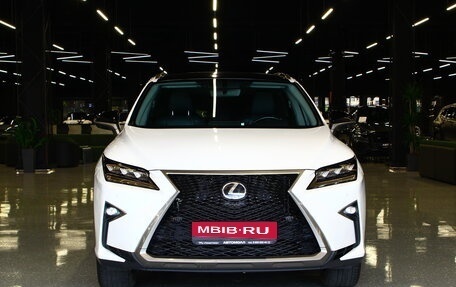 Lexus RX IV рестайлинг, 2017 год, 3 920 000 рублей, 2 фотография