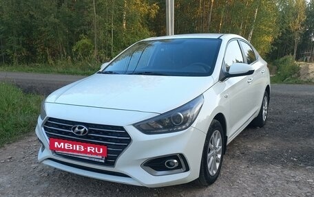 Hyundai Solaris II рестайлинг, 2019 год, 1 550 000 рублей, 2 фотография