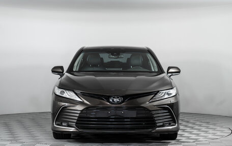 Toyota Camry, 2021 год, 3 740 000 рублей, 3 фотография