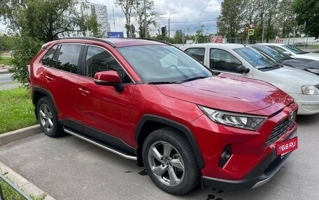 Toyota RAV4, 2021 год, 4 100 000 рублей, 4 фотография