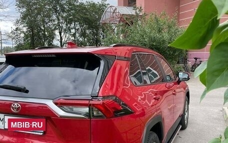 Toyota RAV4, 2021 год, 4 100 000 рублей, 7 фотография