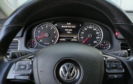 Volkswagen Touareg III, 2012 год, 1 847 000 рублей, 11 фотография