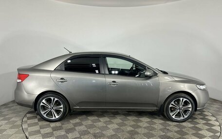 KIA Cerato III, 2010 год, 850 000 рублей, 4 фотография