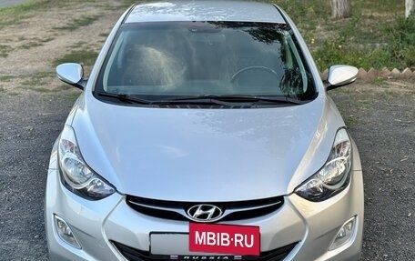 Hyundai Elantra V, 2011 год, 1 270 000 рублей, 2 фотография