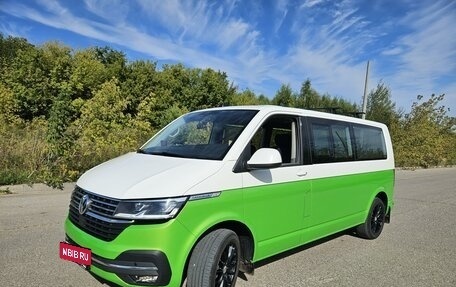 Volkswagen Caravelle T6 рестайлинг, 2021 год, 5 000 000 рублей, 1 фотография