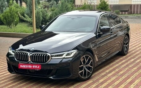 BMW 5 серия, 2021 год, 6 450 000 рублей, 1 фотография