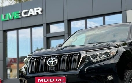 Toyota Land Cruiser Prado 150 рестайлинг 2, 2022 год, 8 000 000 рублей, 2 фотография