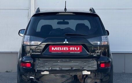 Mitsubishi Outlander III рестайлинг 3, 2011 год, 930 000 рублей, 4 фотография