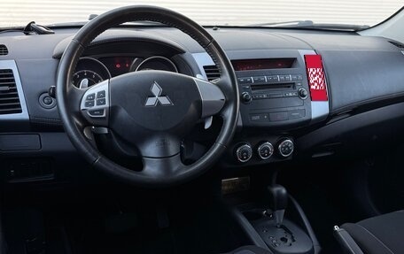 Mitsubishi Outlander III рестайлинг 3, 2011 год, 930 000 рублей, 10 фотография