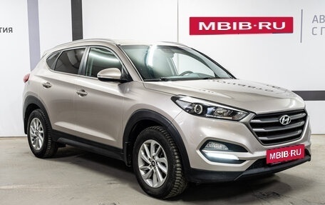 Hyundai Tucson III, 2018 год, 2 300 000 рублей, 4 фотография