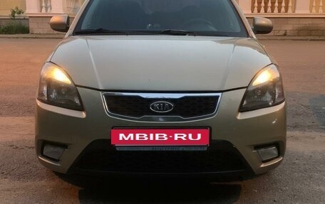 KIA Rio II, 2009 год, 600 000 рублей, 2 фотография