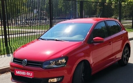 Volkswagen Polo VI (EU Market), 2011 год, 830 000 рублей, 3 фотография