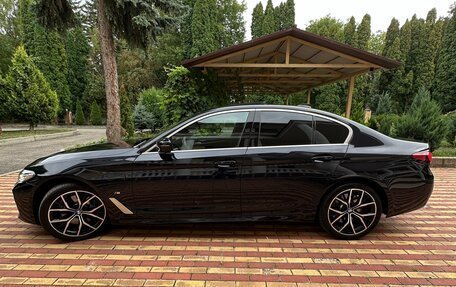 BMW 5 серия, 2021 год, 6 450 000 рублей, 2 фотография