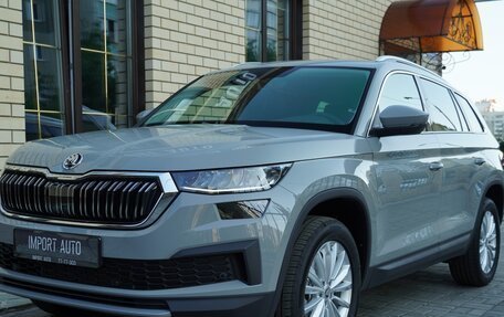 Skoda Kodiaq I, 2024 год, 4 499 900 рублей, 8 фотография